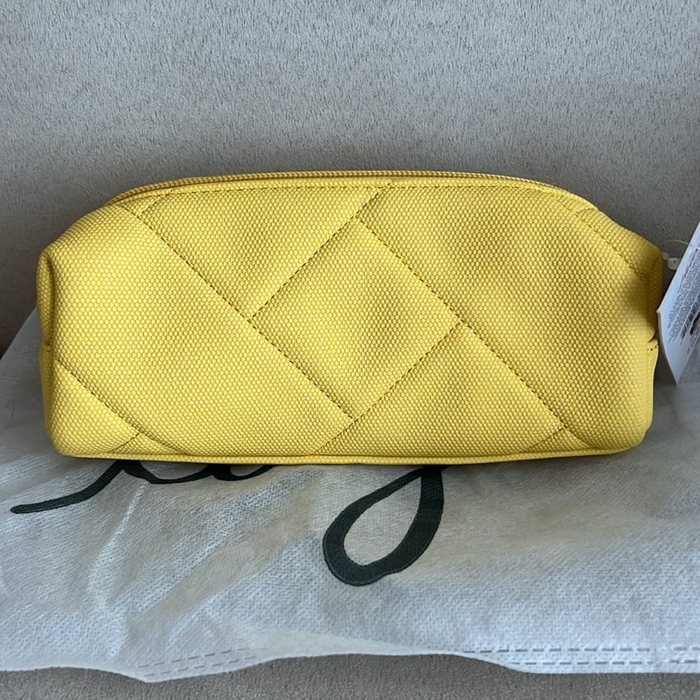 COPY - COPY - NWT Lug Jib Matte Luxe Vegan Leather Zip Pouch in Banana 🍌 - Picture 2 of 8